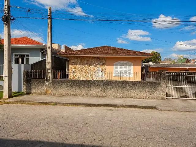 Casa / Sobrado para Venda em Palhoça/SC Passa Vinte 3 Quartos