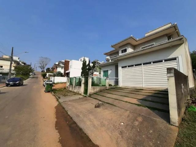 Casa / Sobrado para Venda em Palhoça/SC Pedra Branca 3 Quartos