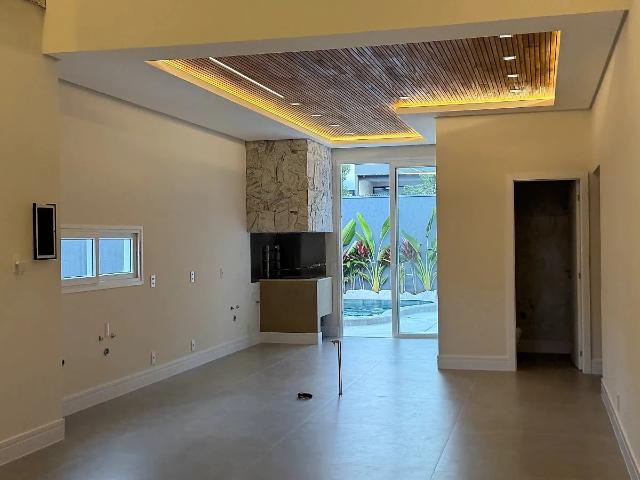 Casa / Sobrado para Venda em Palhoça/SC Pedra Branca 3 Quartos