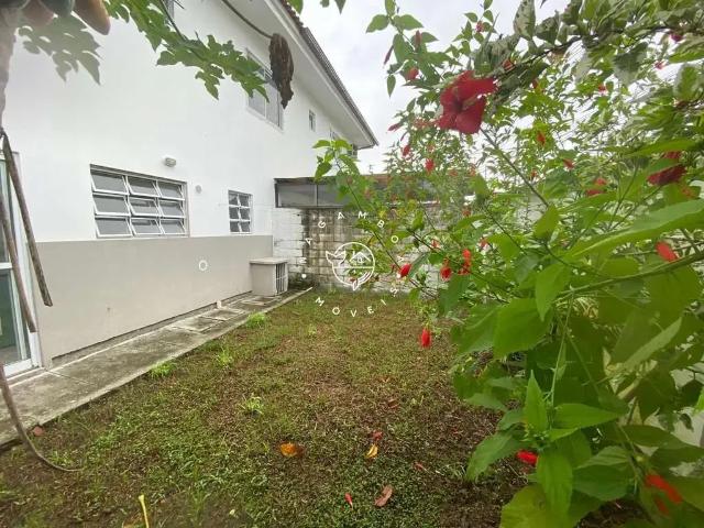 Casa / Sobrado para Venda em Palhoça/SC Pedra Branca 3 Quartos