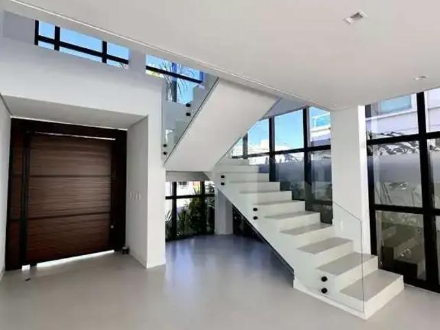 Casa / Sobrado para Venda em Palhoça/SC Pedra Branca 3 Quartos