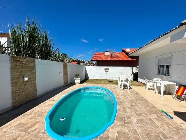 Casa / Sobrado para Venda em Palhoça/SC Pedra Branca 4 Quartos