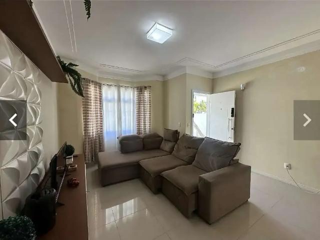 Casa / Sobrado para Venda em Palhoça/SC Pedra Branca 4 Quartos