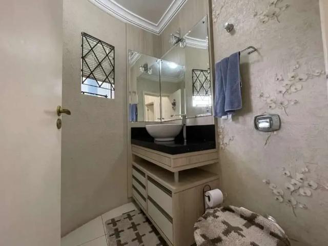 Casa / Sobrado para Venda em Palhoça/SC Pedra Branca 4 Quartos