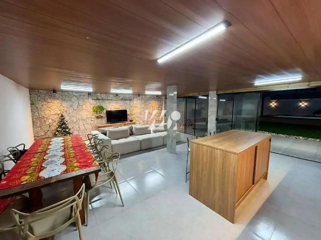 Casa / Sobrado para Venda em Palhoça/SC Praia do Sonho 3 Quartos
