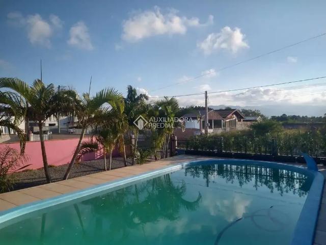 Casa / Sobrado para Venda em Palhoça/SC Praia do Sonho 6 Quartos