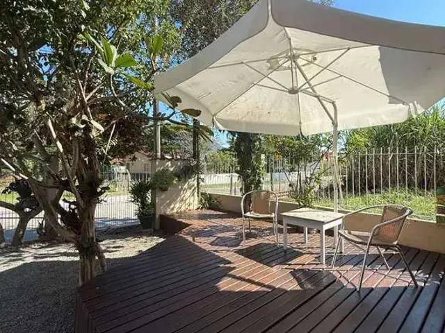 Casa / Sobrado para Venda em Palhoça/SC Praia de Fora 8 Quartos