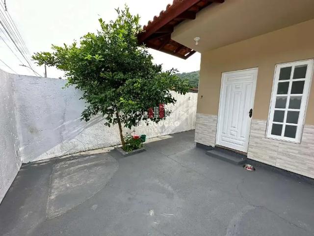 Casa / Sobrado para Venda em Palhoça/SC Praia de Fora 3 Quartos