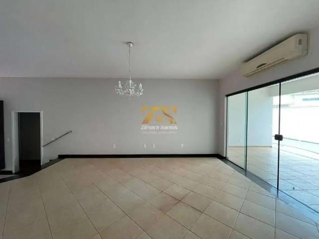 Casa / Sobrado para Venda em Palmas/TO Plano Diretor Norte 4 Quartos