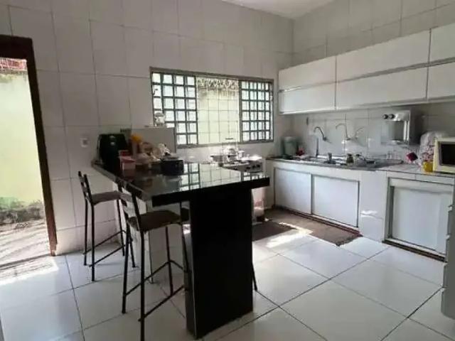 Casa / Sobrado para Venda em Palmas/TO Plano Diretor Norte 4 Quartos