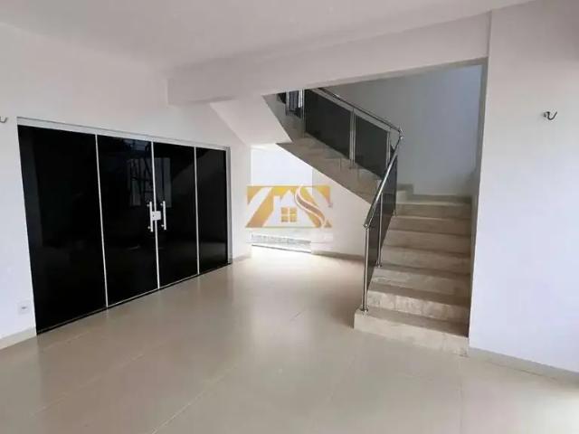 Casa / Sobrado para Venda em Palmas/TO Plano Diretor Norte 5 Quartos