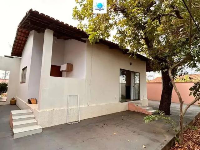 Casa / Sobrado para Venda em Palmas/TO Plano Diretor Sul 3 Quartos