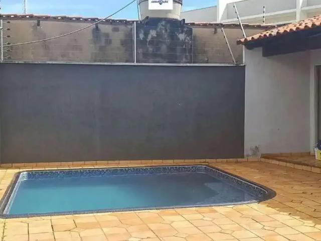 Casa / Sobrado para Venda em Palmas/TO Plano Diretor Sul 3 Quartos
