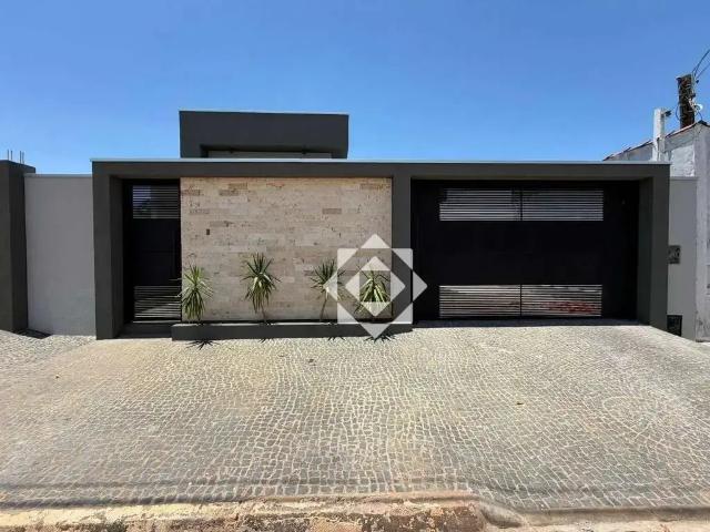 Casa / Sobrado para Venda em Palmas/TO Plano Diretor Sul 3 Quartos