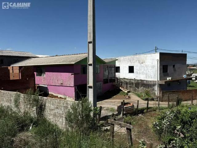 Casa / Sobrado para Venda em Palmas/PR Lagoão 4 Quartos