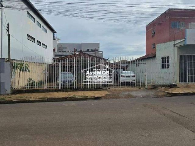 Casa / Sobrado para Venda em Paracatu/MG Bela Vista I 3 Quartos