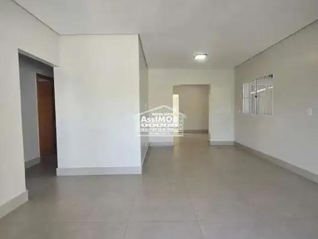 Casa / Sobrado para Venda em Paracatu/MG Centro 2 Quartos
