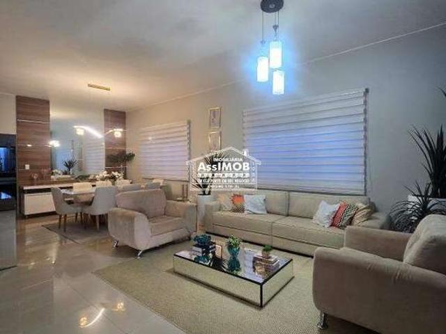 Casa / Sobrado para Venda em Paracatu/MG Cidade Nova 3 Quartos