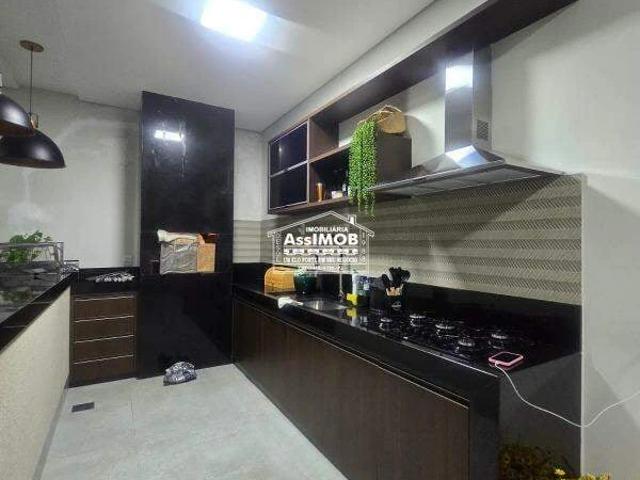 Casa / Sobrado para Venda em Paracatu/MG Parque do Príncipe 3 Quartos