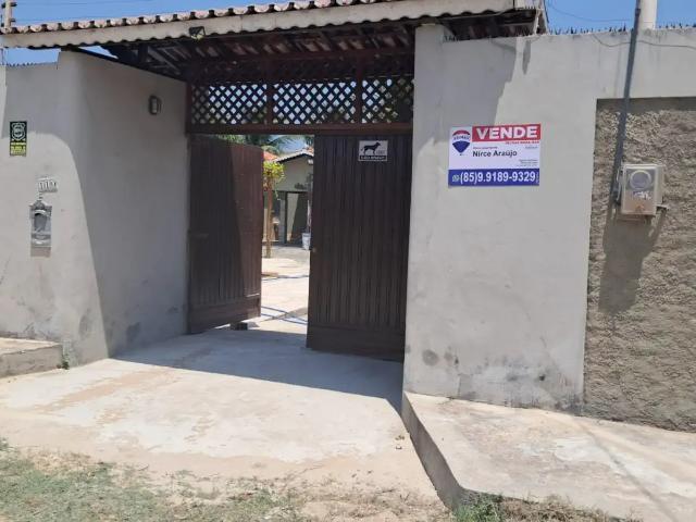 Casa / Sobrado para Venda em Paracuru/CE Centro 4 Quartos