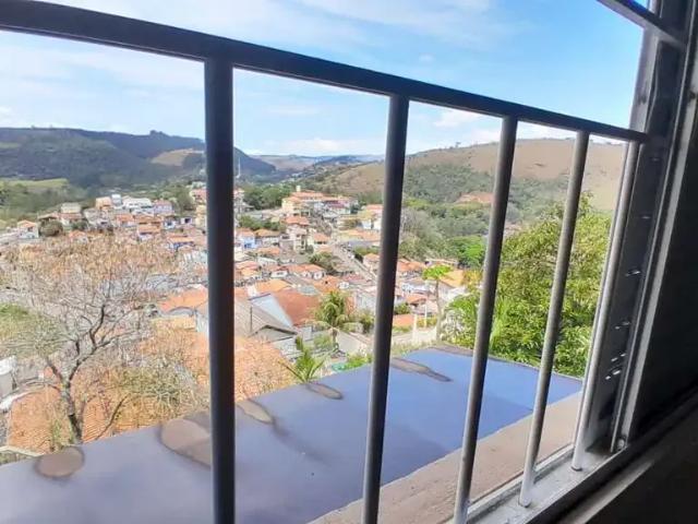 Casa / Sobrado para Venda em Paraibuna/SP Centro 2 Quartos