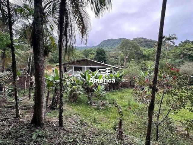 Casa / Sobrado para Venda em Paranaguá/PR Jardim Samambaia 3 Quartos