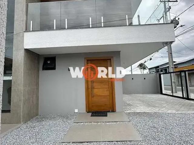 Casa / Sobrado para Venda em Paranaguá/PR Santos Dumont 3 Quartos