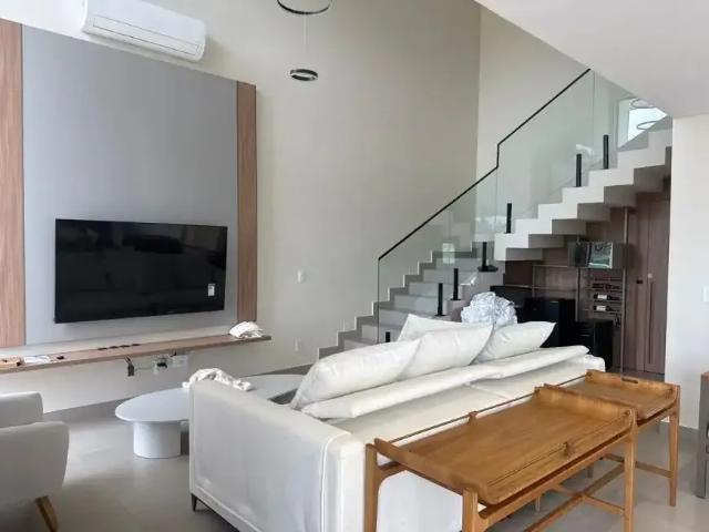 Casa / Sobrado em Condomínio para Venda em Paranapanema/SP Riviera Santa Cristina 4 Quartos