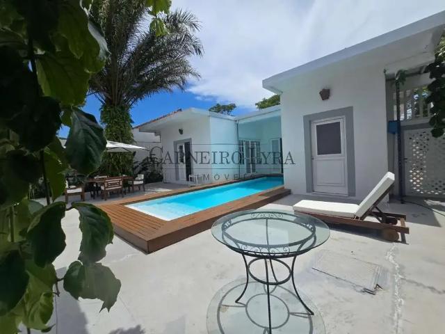 Casa / Sobrado para Venda em Paraty/RJ Caborê 8 Quartos