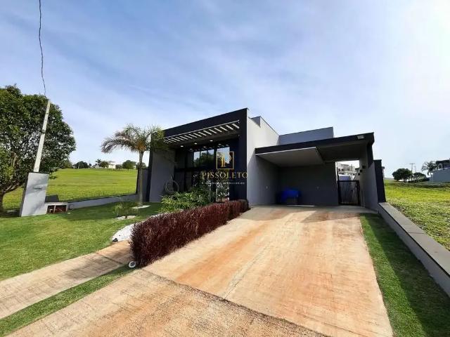 Casa / Sobrado para Venda em Pardinho/SP Ninho Verde II 3 Quartos