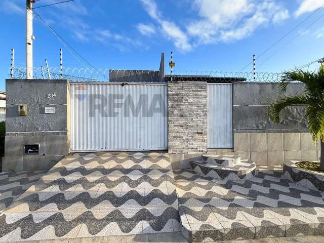 Casa / Sobrado para Venda em Parnamirim/RN Cajupiranga 3 Quartos