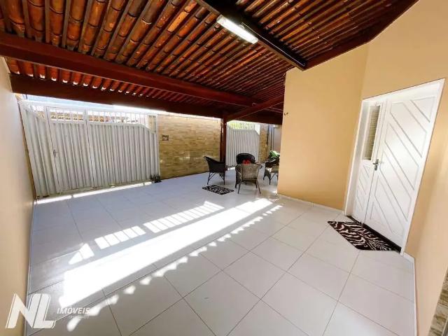 Casa / Sobrado para Venda em Parnamirim/RN Emaús 3 Quartos