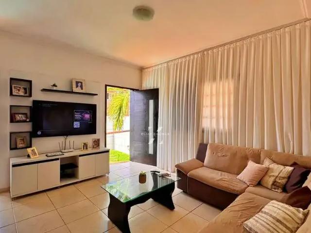 Casa / Sobrado para Venda em Parnamirim/RN Nova Parnamirim 3 Quartos