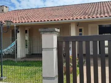 Casa / Sobrado para Venda em Passo de Torres/SC Balneário Bellatorres 2 Quartos