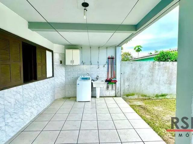 Casa / Sobrado para Venda em Passo de Torres/SC Centro 3 Quartos