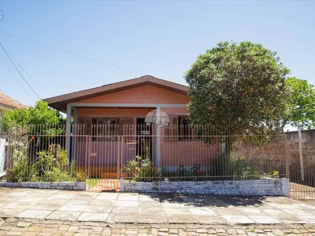 Casa / Sobrado para Venda em Passo Fundo/RS São Cristóvão 4 Quartos