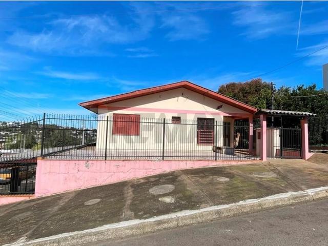 Casa / Sobrado para Venda em Passo Fundo/RS Vila Santa Maria 4 Quartos