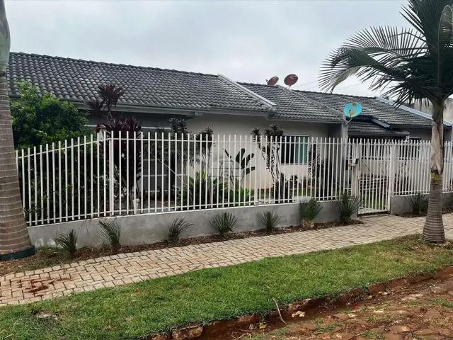 Casa / Sobrado para Venda em Pato Branco/PR Cadorin 2 Quartos