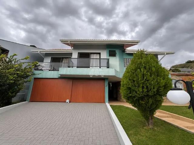 Casa / Sobrado para Venda em Pato Branco/PR Centro 3 Quartos
