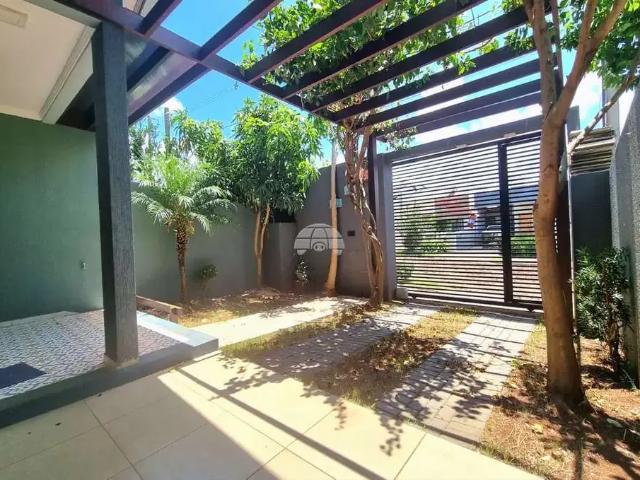 Casa / Sobrado para Venda em Pato Branco/PR Fraron 2 Quartos