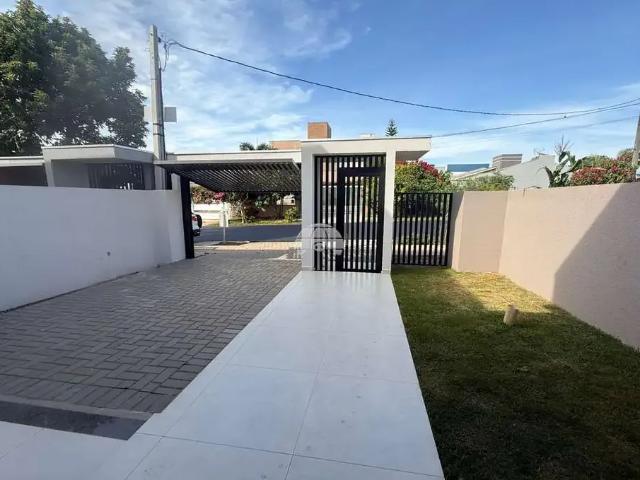 Casa / Sobrado para Venda em Pato Branco/PR Fraron 3 Quartos