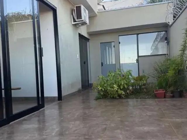 Casa / Sobrado para Venda em Patos de Minas/MG Novo Horizonte 5 Quartos
