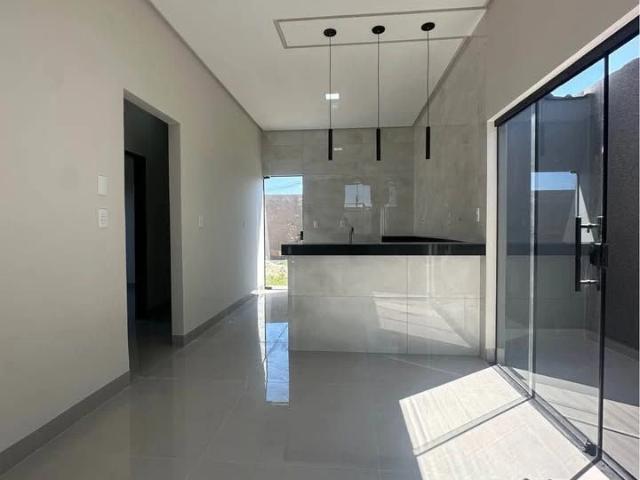 Casa / Sobrado para Venda em Patos de Minas/MG Afonso Queiroz 2 Quartos