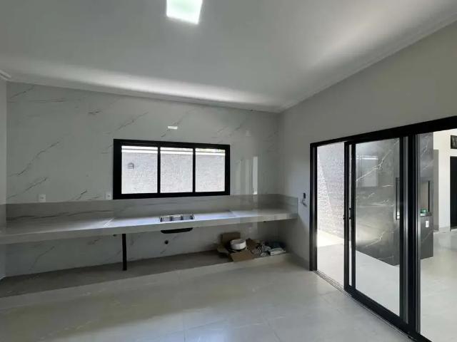 Casa / Sobrado para Venda em Patos de Minas/MG Alto dos Caiçaras 3 Quartos