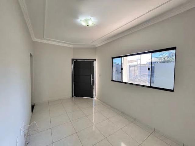Casa / Sobrado para Venda em Patos de Minas/MG Alto Limoeiro 2 Quartos