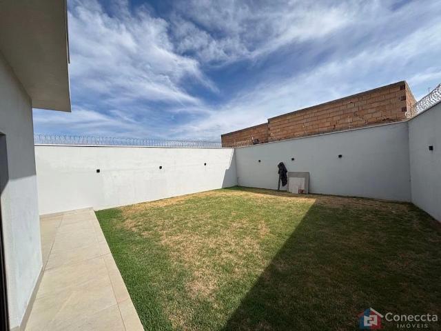 Casa / Sobrado para Venda em Patos de Minas/MG Caiçaras 3 Quartos