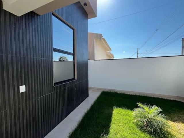 Casa / Sobrado para Venda em Patos de Minas/MG Campos Elíseos 3 Quartos