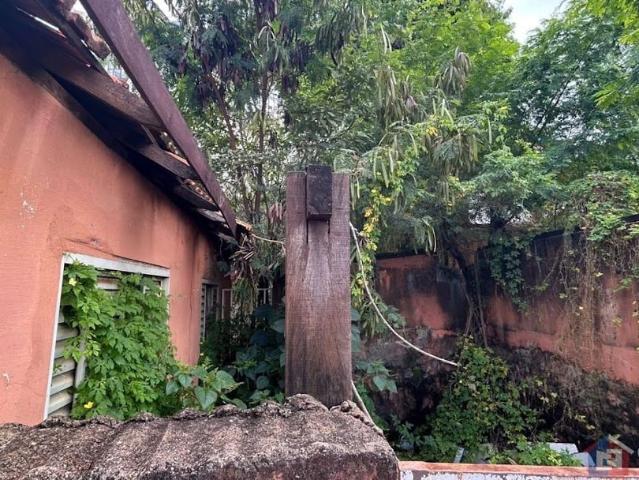 Casa / Sobrado para Venda em Patos de Minas/MG Centro 3 Quartos