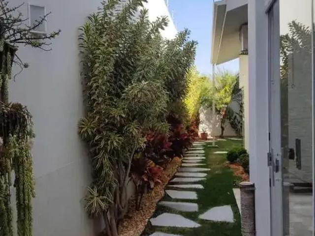 Casa / Sobrado para Venda em Patos de Minas/MG Copacabana 3 Quartos