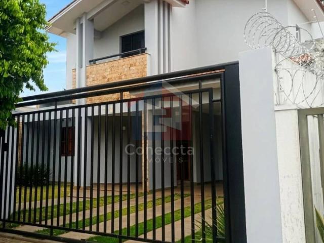 Casa / Sobrado para Venda em Patos de Minas/MG Sobradinho 4 Quartos